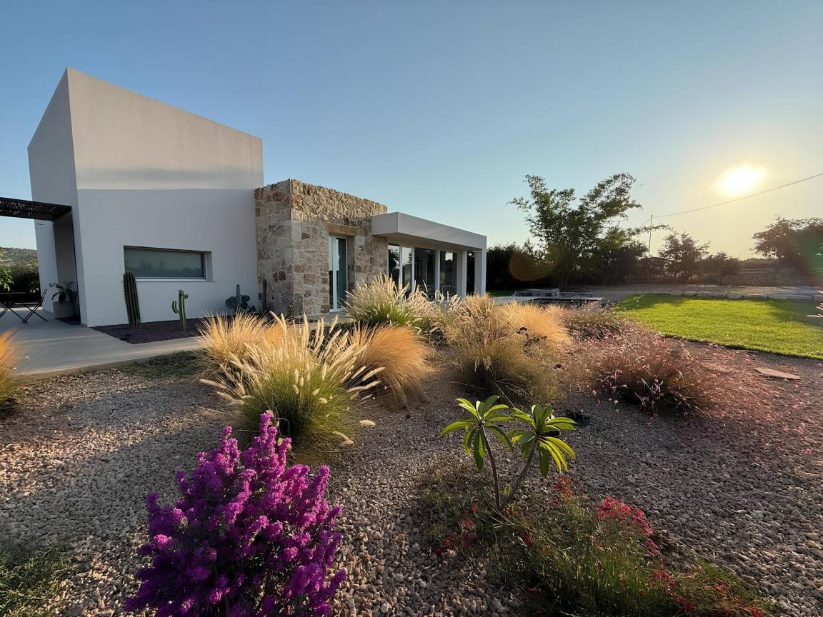 Villa Vacanza ∙ 2 Camere Da Letto ∙ 6 Ospiti - Marina di Ragusa