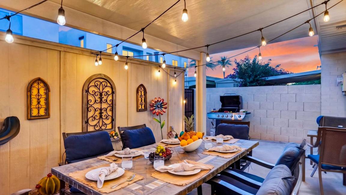 167 M² House ∙ 4 Bedrooms ∙ 8 Guests - Scottsdale, AZ