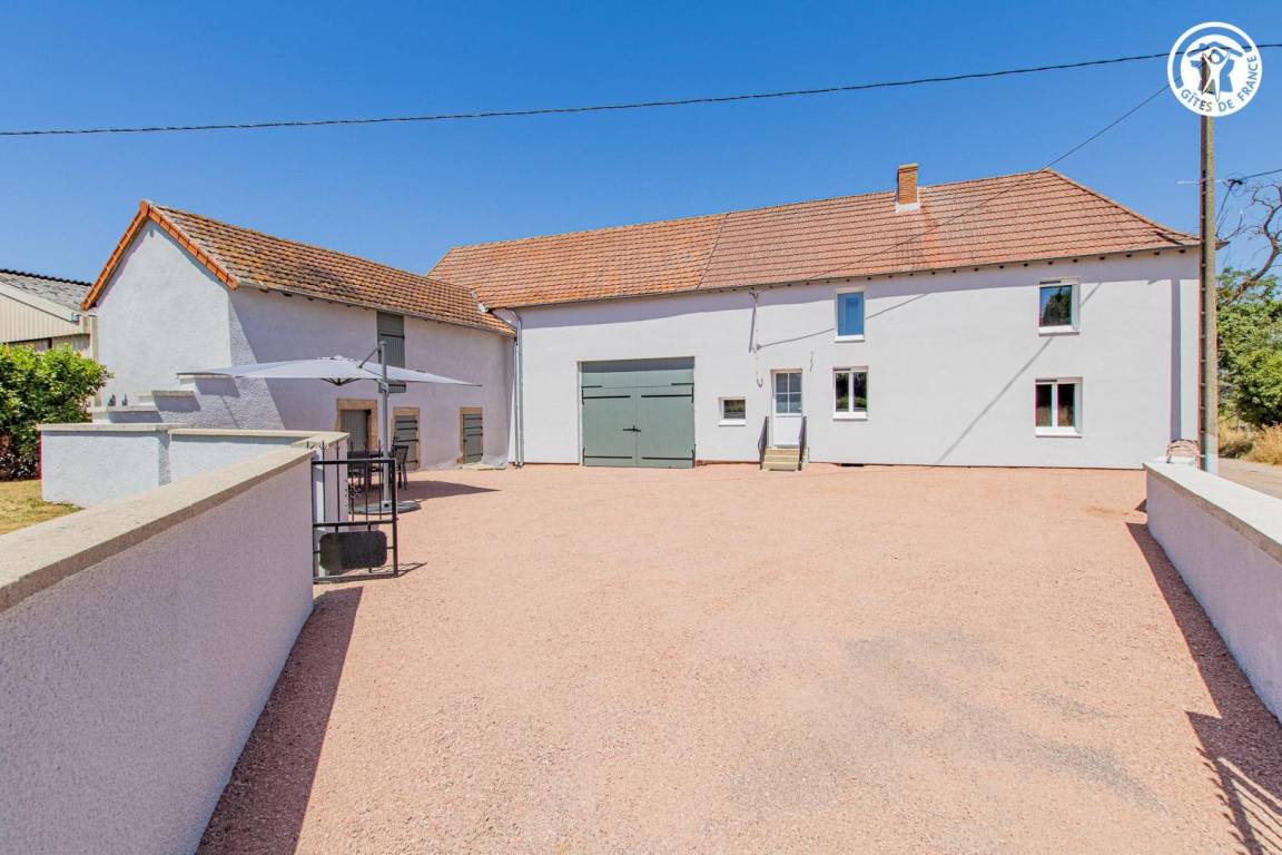 137 m&sup2; G&icirc;te 3 Schlafzimmer 6 G&auml;ste