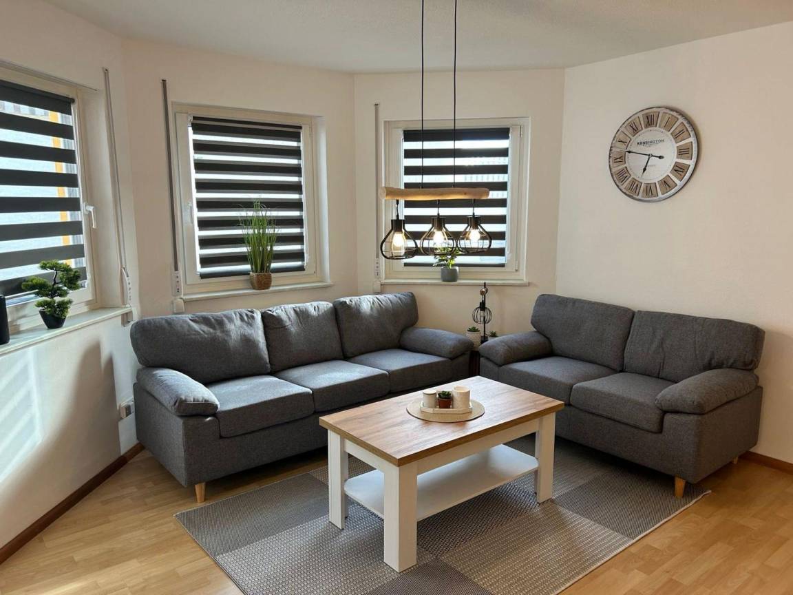 69 M² Ferienwohnung ∙ 1 Schlafzimmer ∙ 2 Gäste - Nohfelden