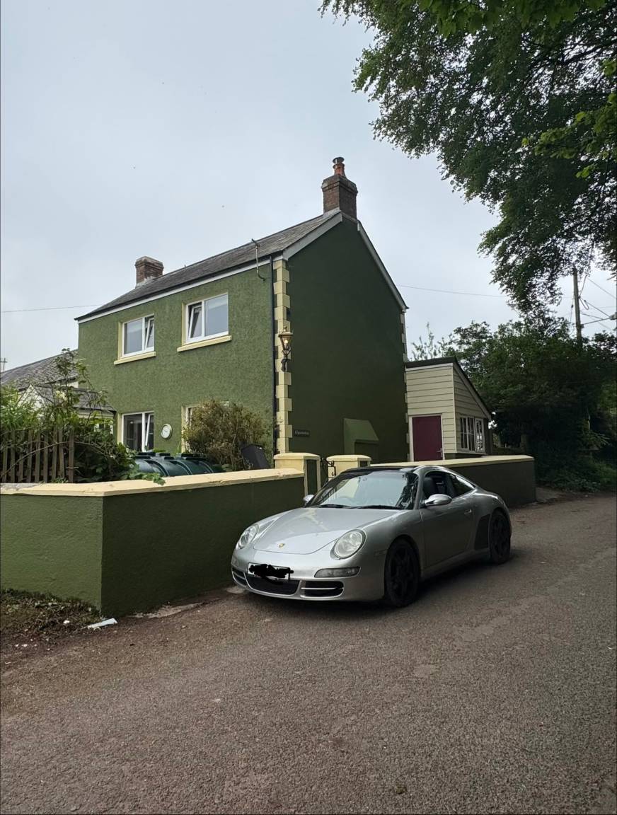 150 M² House ∙ 2 Bedrooms ∙ 5 Guests - Laugharne