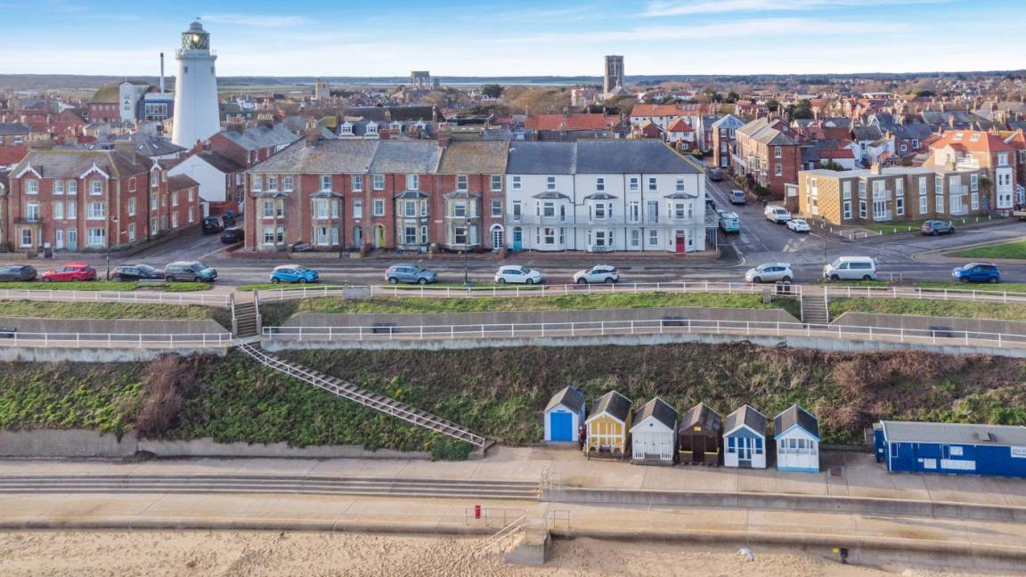 Apartment ∙ 2 Bedrooms ∙ 4 Guests - Southwold