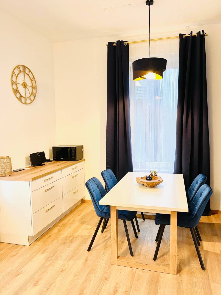 57 m² Ferienwohnung ∙ 1 Schlafzimmer ∙ 4 Gäste – Bild 11