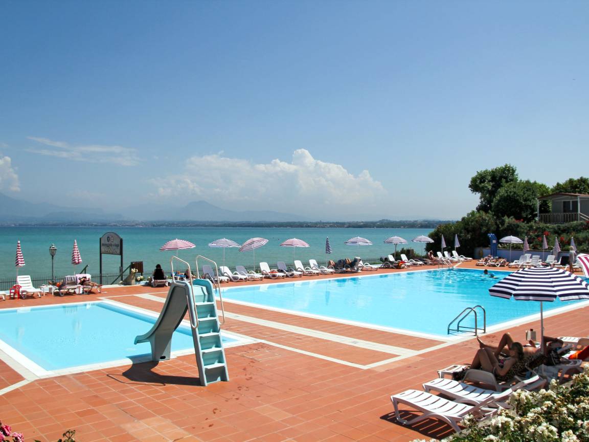 50 M² House ∙ 2 Bedrooms ∙ 4 Guests - Sirmione