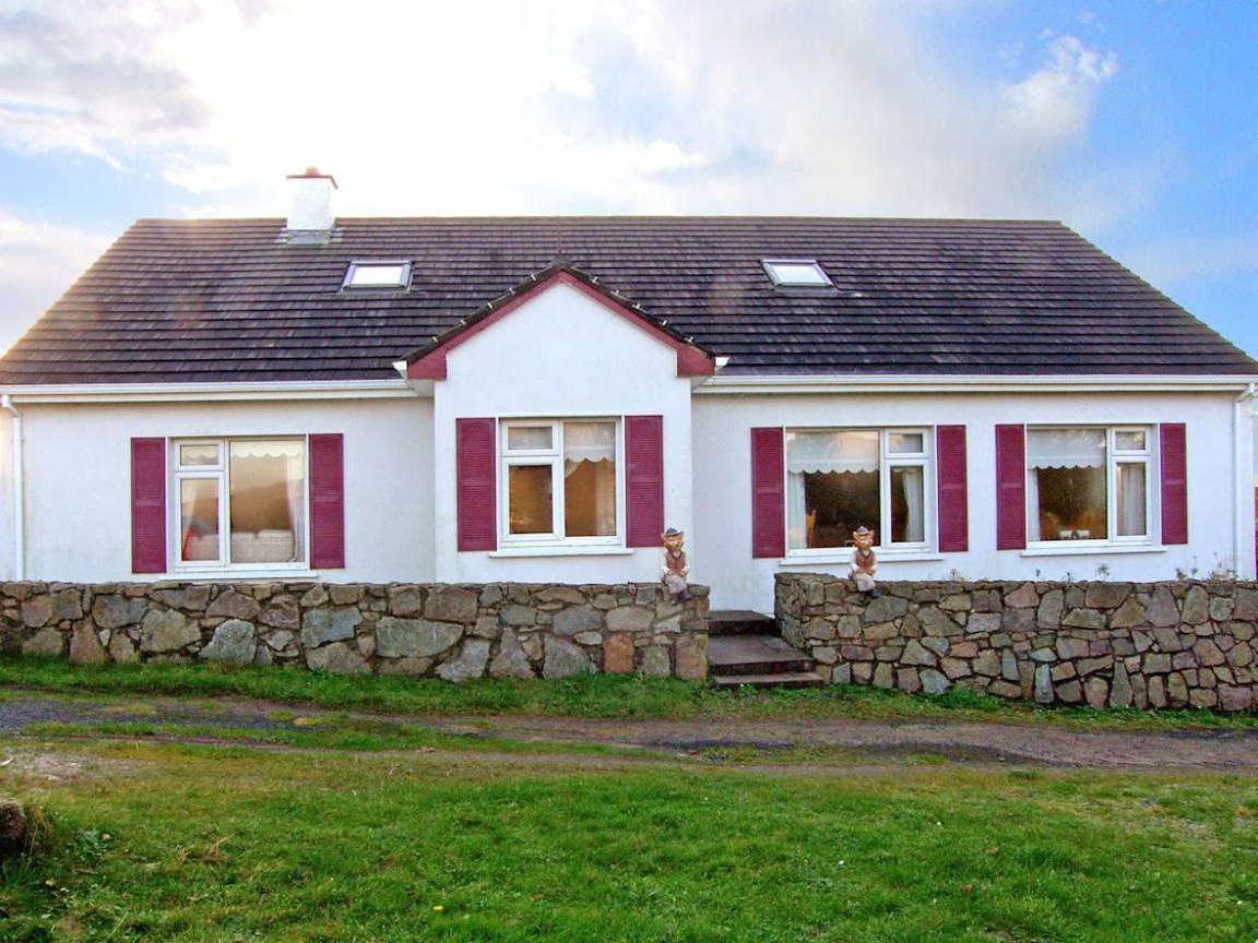 House ∙ 6 Bedrooms ∙ 12 Guests - Mayo