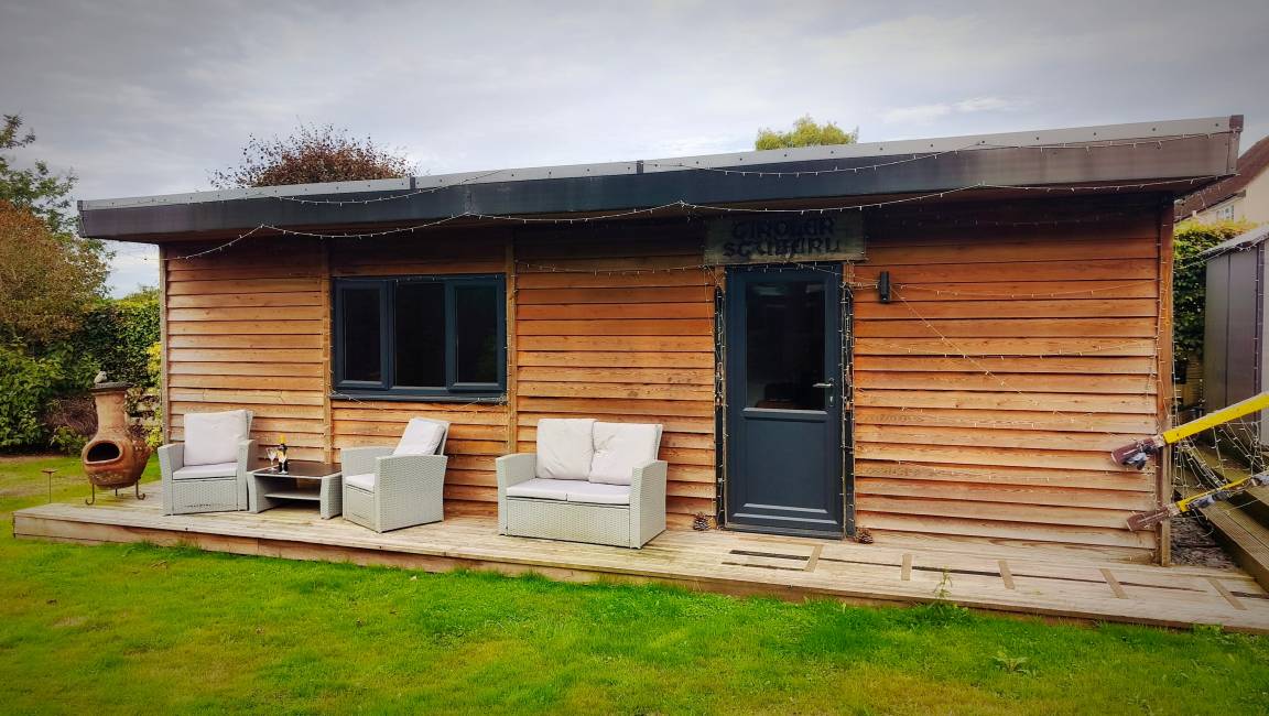 35 M² Cabin ∙ 1 Bedroom ∙ 4 Guests - Cheshire