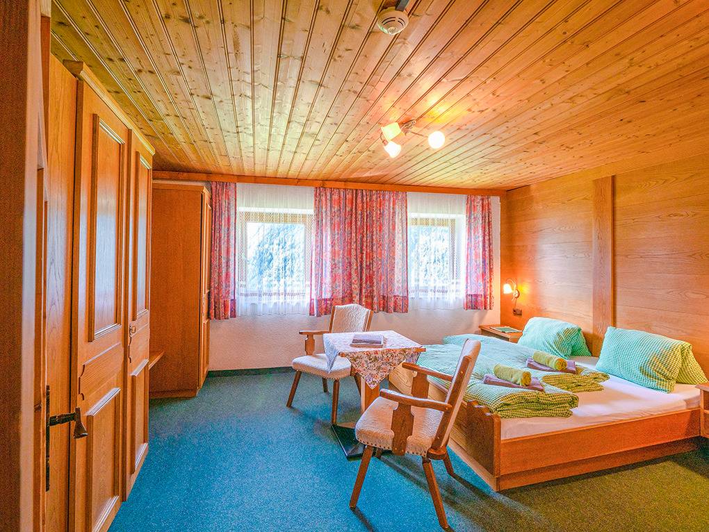 280 m² Ferienhaus ∙ 9 Schlafzimmer ∙ 25 Gäste – Bild 12