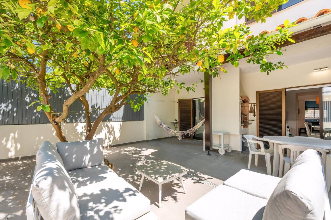 176 M² House ∙ 4 Bedrooms ∙ 8 Guests - Amora