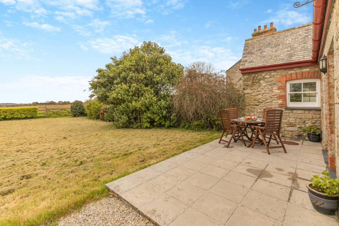 Cottage ∙ 2 Bedrooms ∙ 4 Guests - Falmouth
