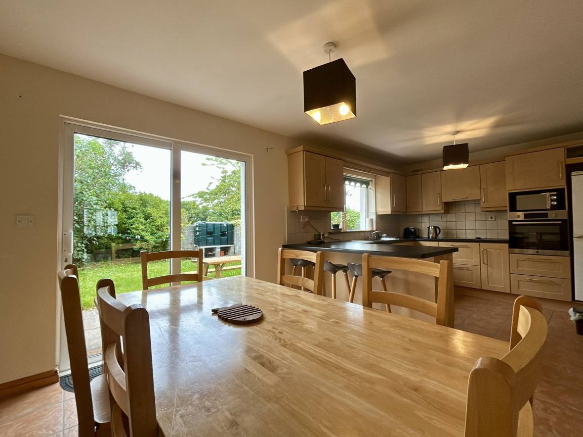 110 M² Dom ∙ 4 Sypialnie ∙ 8 Gości - County Clare