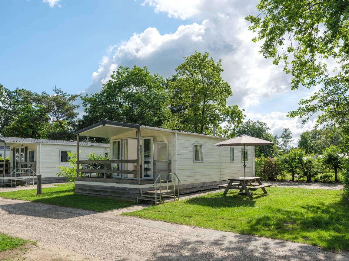 Hut ∙ 3 Slaapkamers ∙ 6 Gasten - Almelo