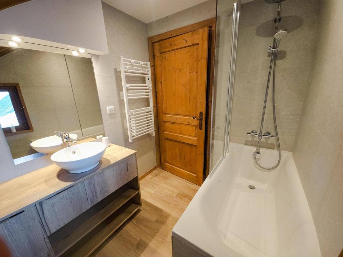 133 m² Ferienwohnung ∙ 4 Schlafzimmer ∙ 10 Gäste – Bild 17