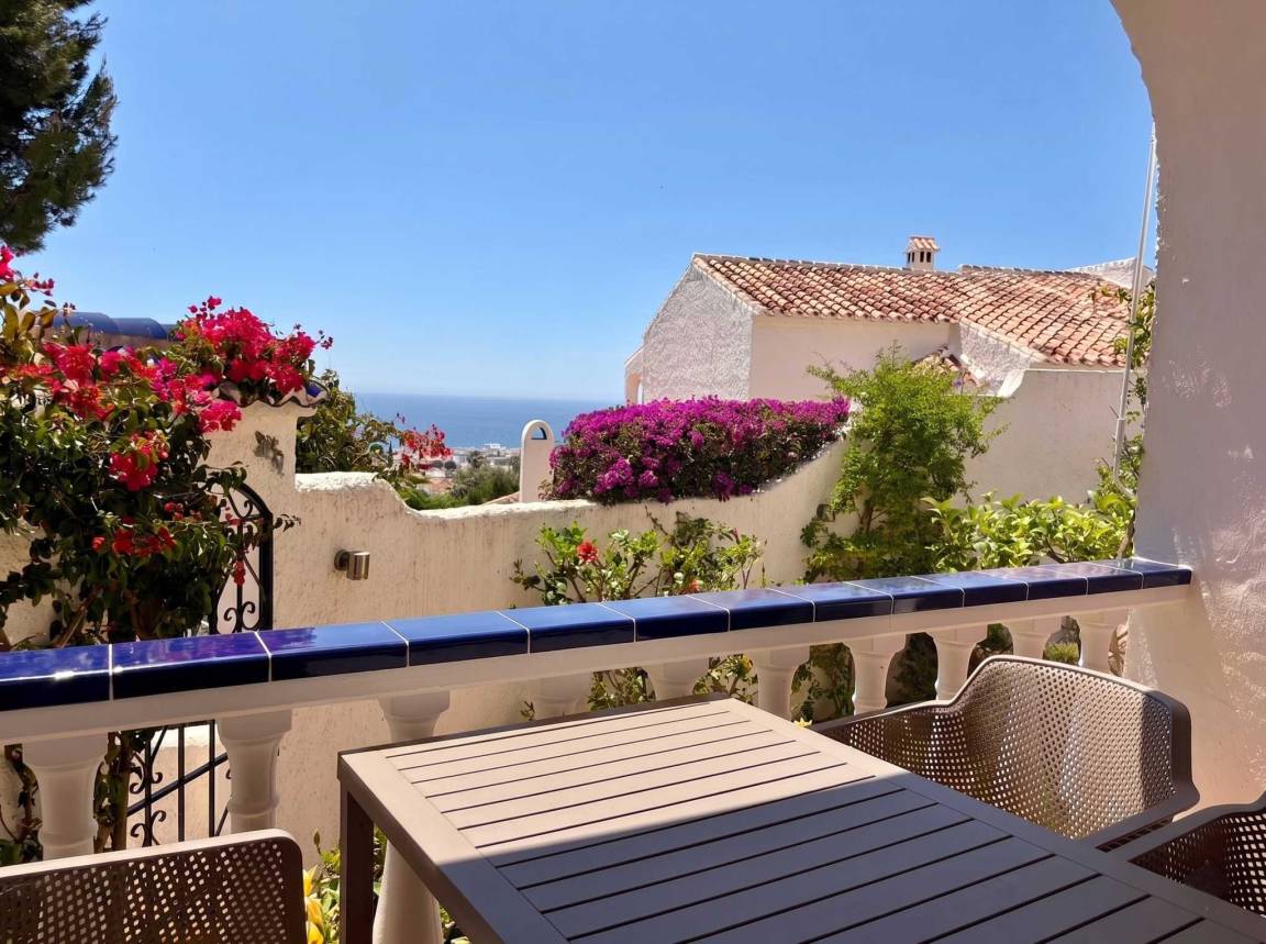 63 M² Apartment ∙ 2 Bedrooms ∙ 4 Guests - Nerja