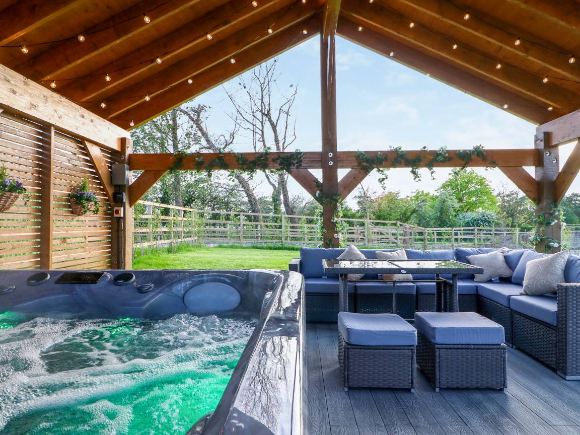Cottage ∙ 4 Bedrooms ∙ 8 Guests - Morpeth