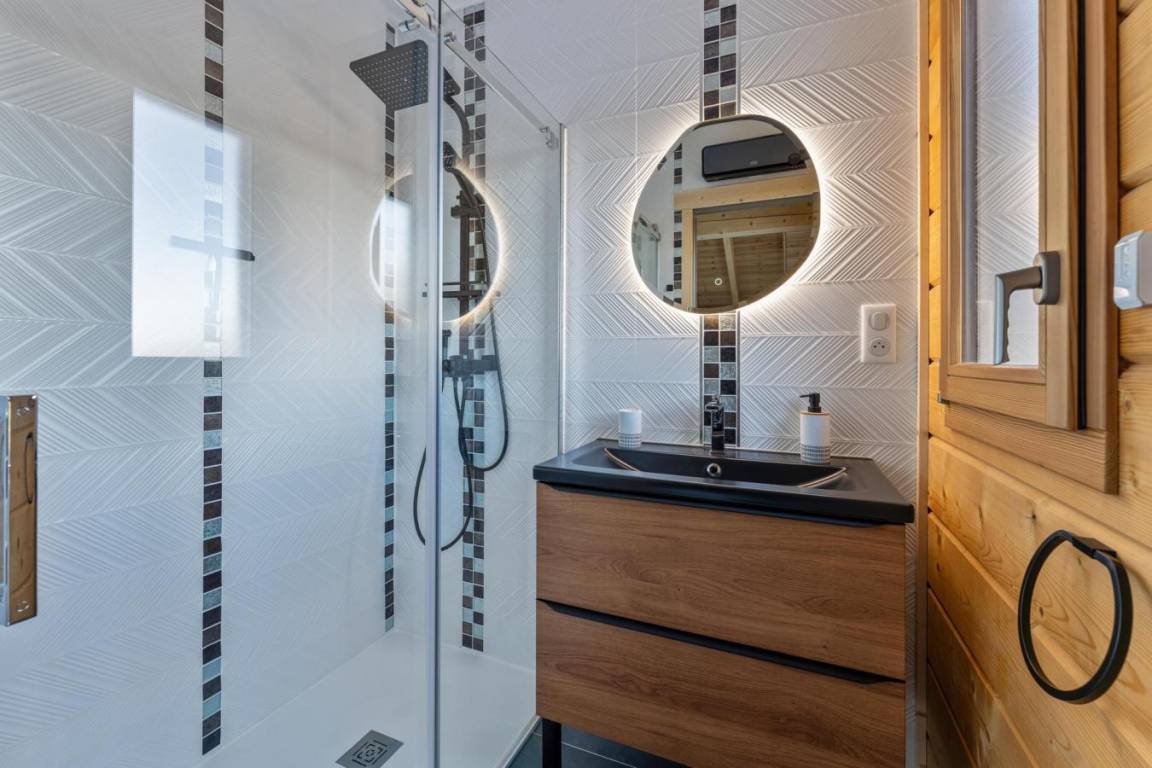 130 m² Chalet ∙ 5 Schlafzimmer ∙ 16 Gäste – Bild 11