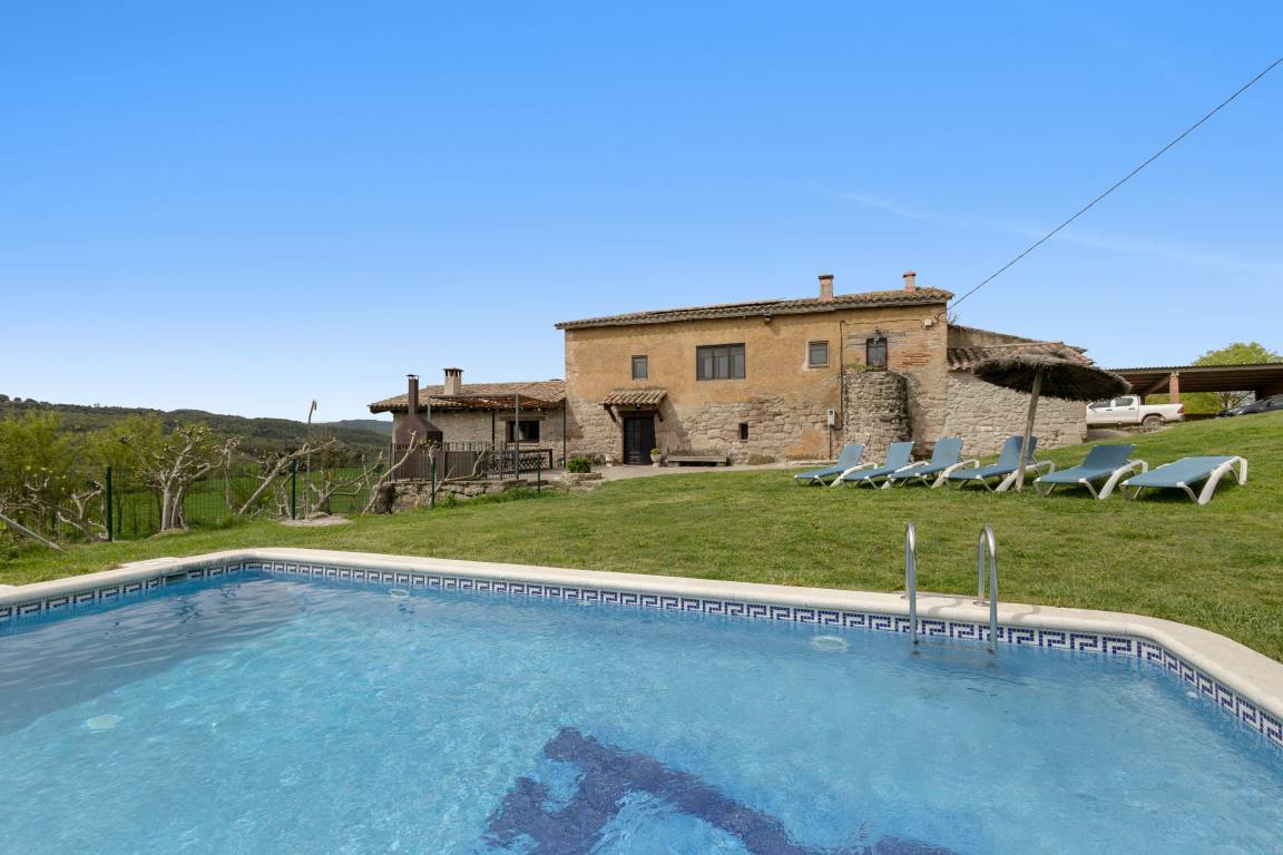 160 M² Casa ∙ 8 Habitaciones ∙ 20 Huéspedes - Cataluña