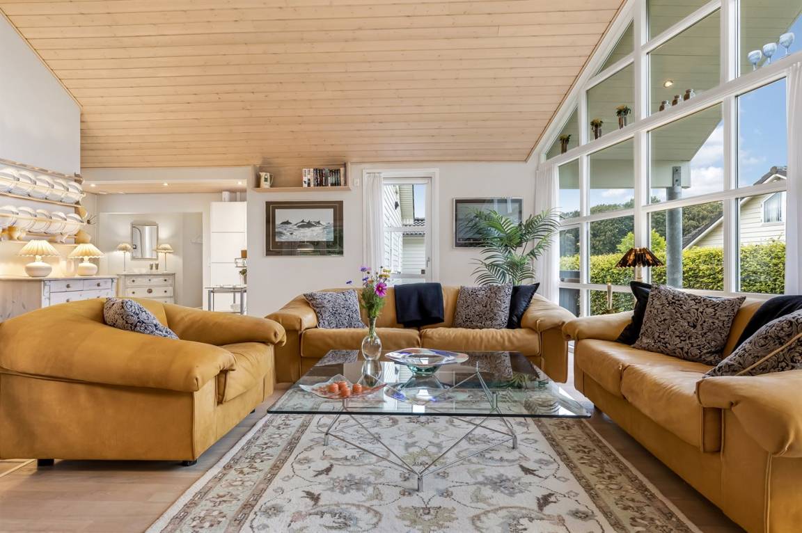 119 m² Ferienhaus ∙ 4 Schlafzimmer ∙ 8 Gäste – Bild 3