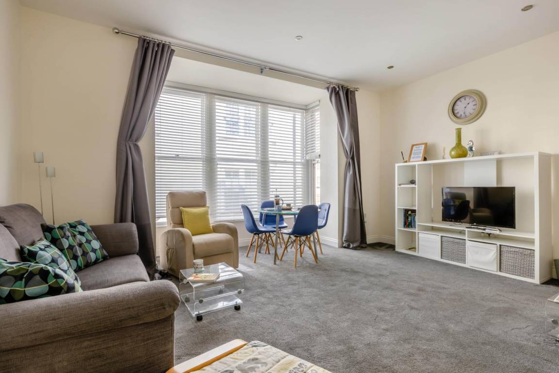 Apartment ∙ 1 Bedroom ∙ 2 Guests - Weymouth Pier
