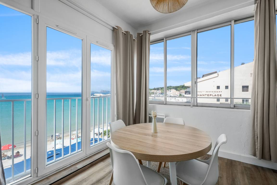 28 M² Appartement ∙ 1 Chambre ∙ 3 Personnes - Bandol