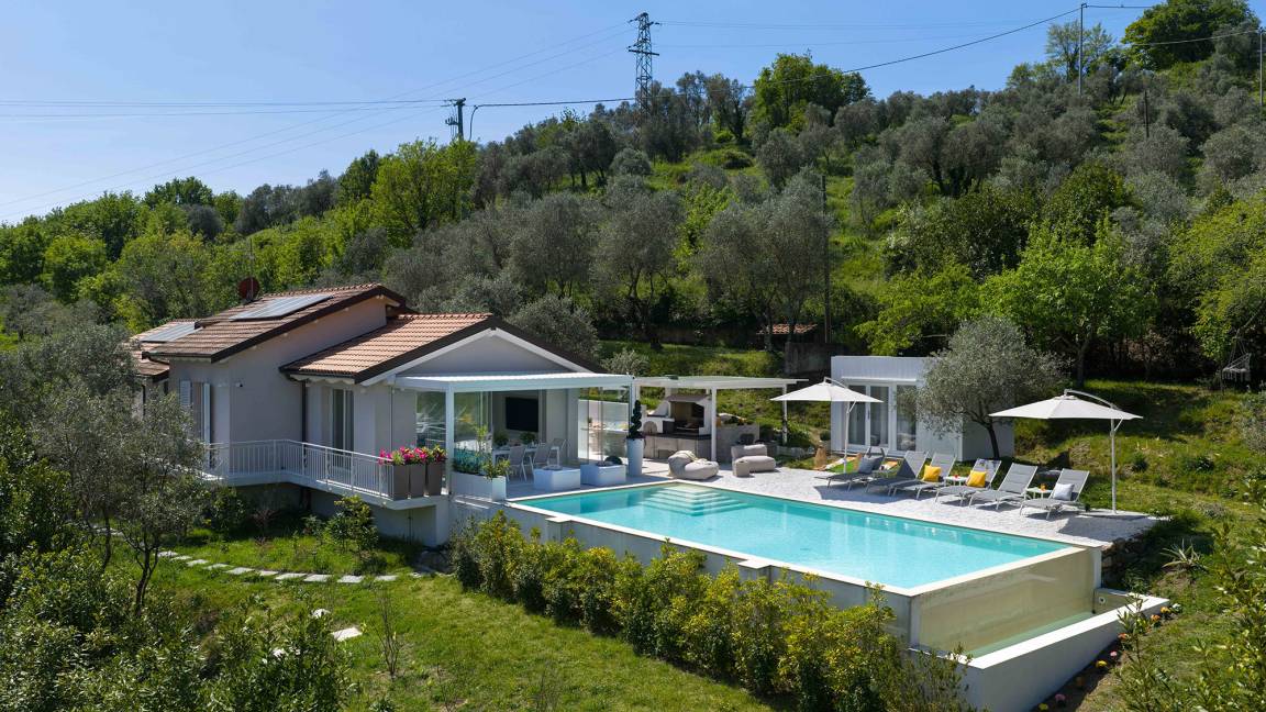 140 M² Villa ∙ 3 Makuuhuonetta ∙ 6 Vierasta - Aulla