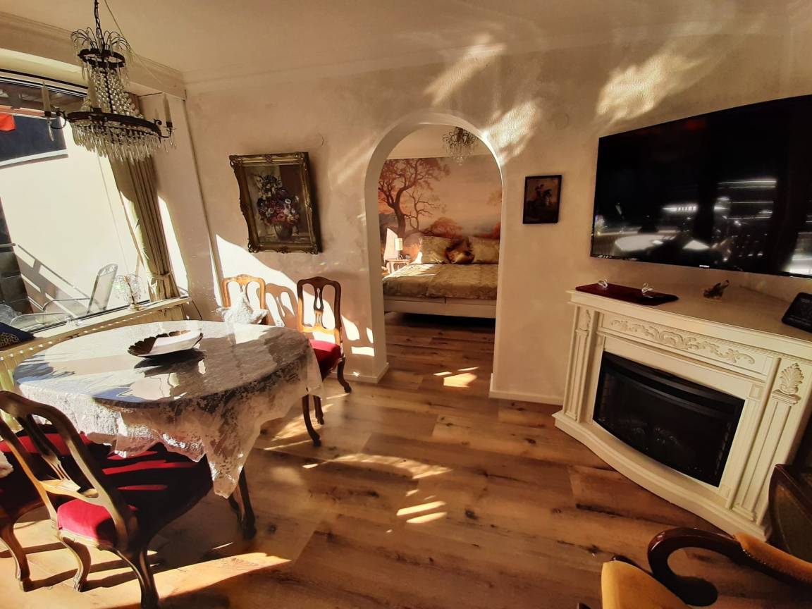 60 m² Ferienwohnung ∙ 1 Schlafzimmer ∙ 4 Gäste – Bild 3