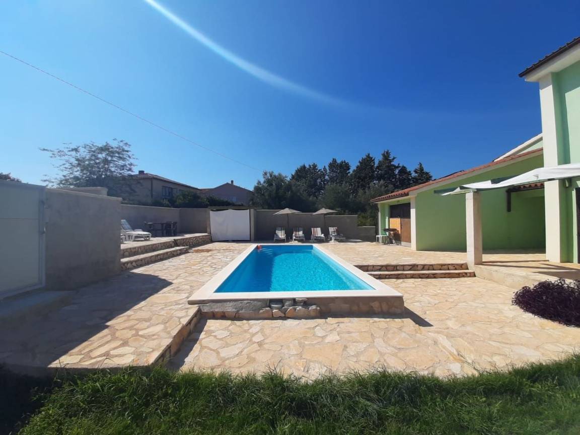 200 M² Ferienhaus ∙ 4 Schlafzimmer ∙ 8 Gäste - Ližnjan