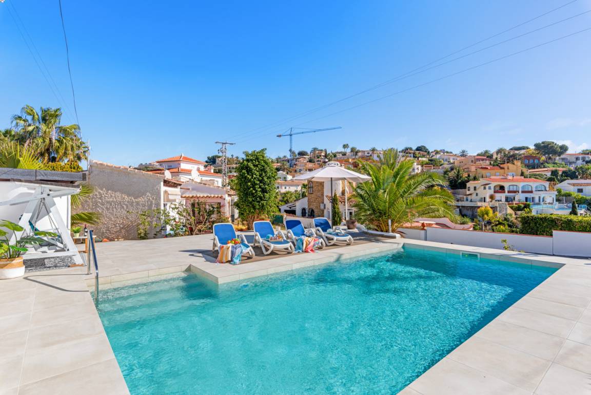 172 M² Villa ∙ 3 Habitaciones ∙ 8 Huéspedes - Calpe