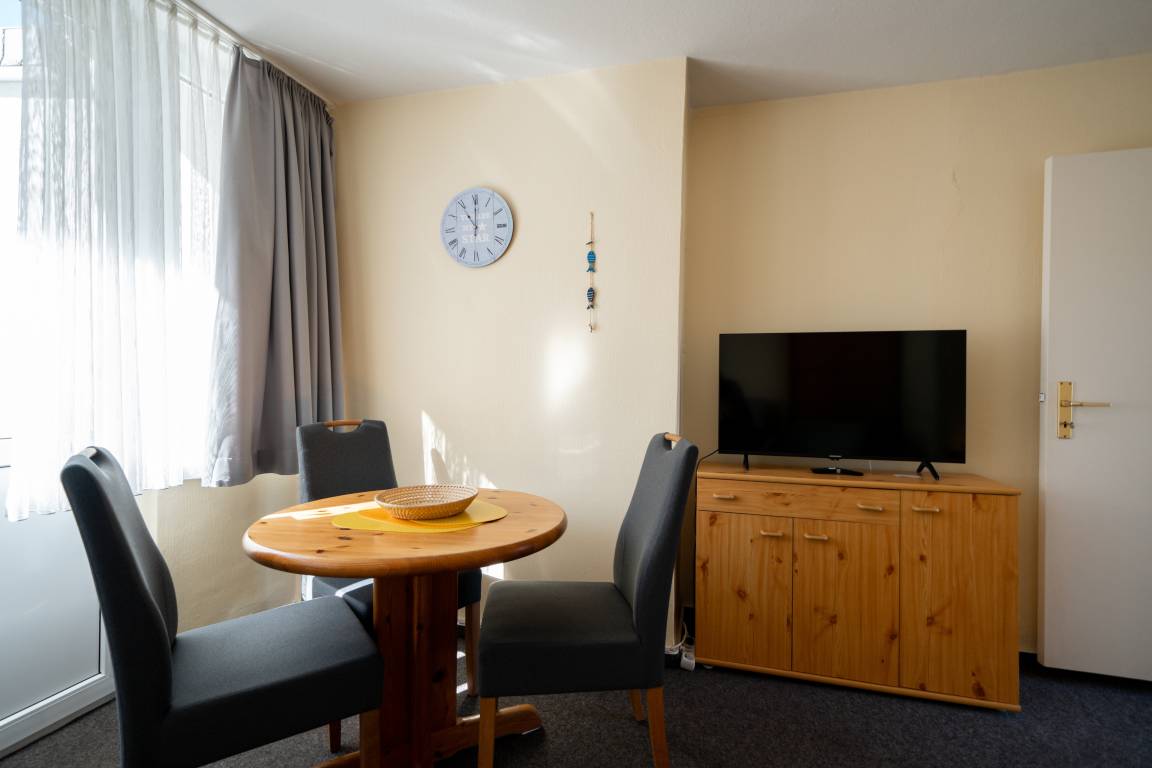 45 m² Ferienwohnung ∙ 2 Schlafzimmer ∙ 3 Gäste – Bild 4