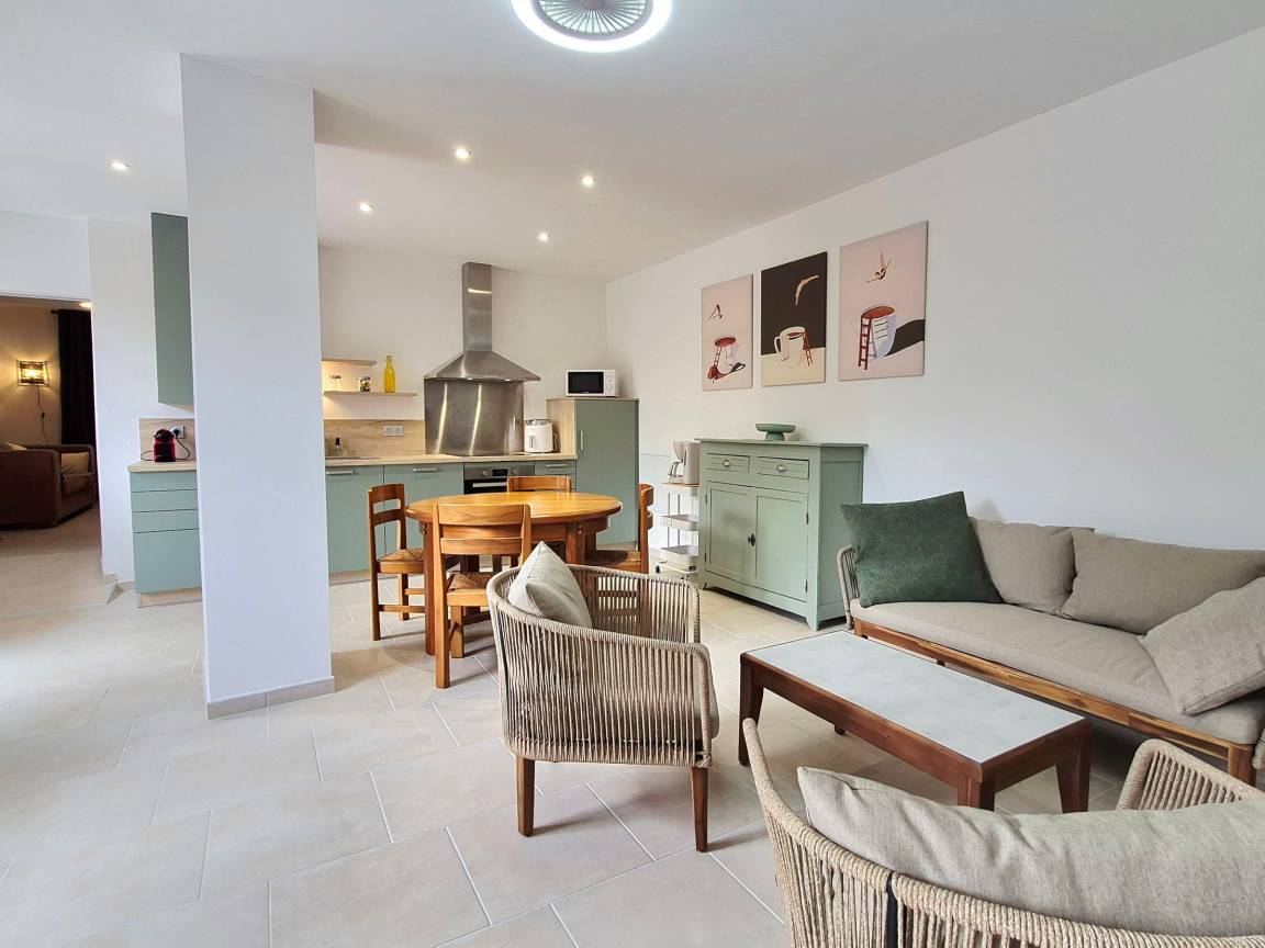 75 M² Cottage ∙ 2 Chambres ∙ 4 Personnes - Clamecy