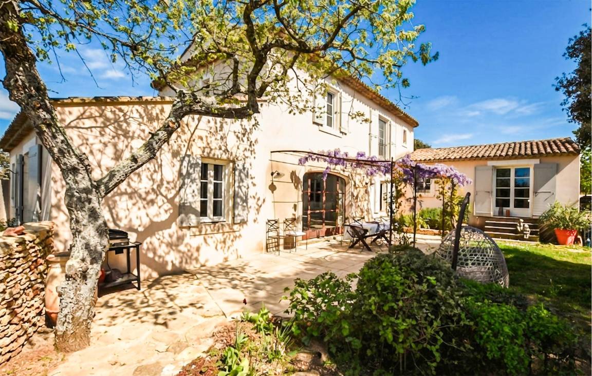 180 M² House ∙ 3 Bedrooms ∙ 6 Guests - Bonnieux