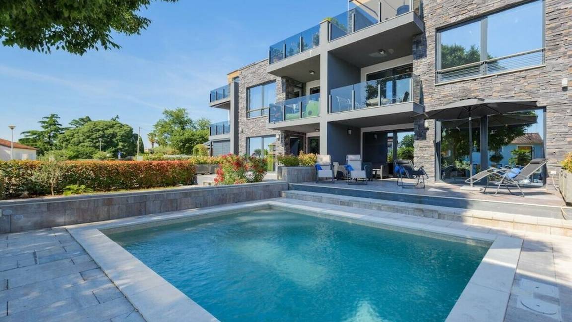 90 M² Ferienhaus ∙ 3 Schlafzimmer ∙ 6 Gäste - Poreč