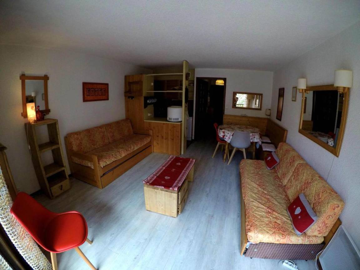 40 m&sup2; Studio 1 Schlafzimmer 4 G&auml;ste