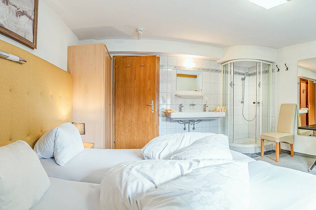 70 m² Ferienwohnung ∙ 2 Schlafzimmer ∙ 5 Gäste – Bild 11