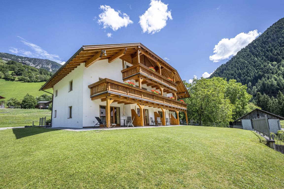 82 M² Appartamento Vacanza ∙ 2 Camere Da Letto ∙ 4 Ospiti - Siusi