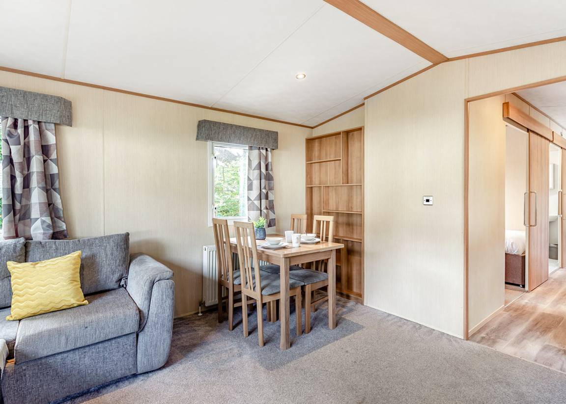 Caravan ∙ 2 Bedrooms ∙ 6 Guests - Windermere