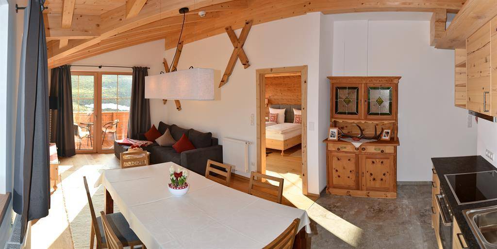 80 M² Apartment ∙ 2 Bedrooms ∙ 6 Guests - Igls