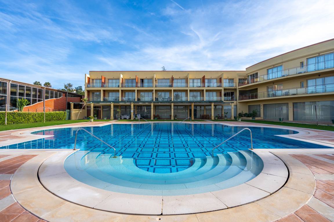 68 M² Apartment ∙ 1 Bedroom ∙ 4 Guests - Lagoa