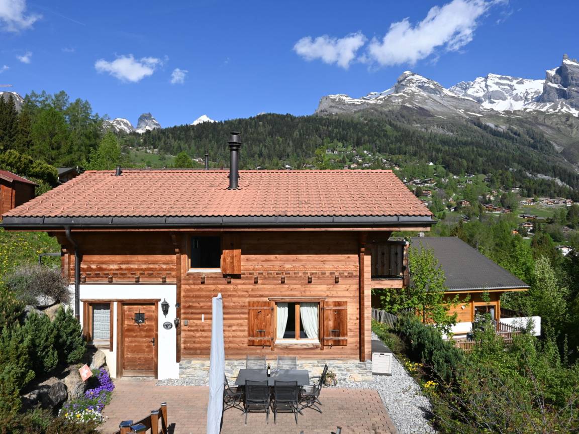110 M² Ferienhaus ∙ 3 Schlafzimmer ∙ 6 Gäste - Ovronnaz