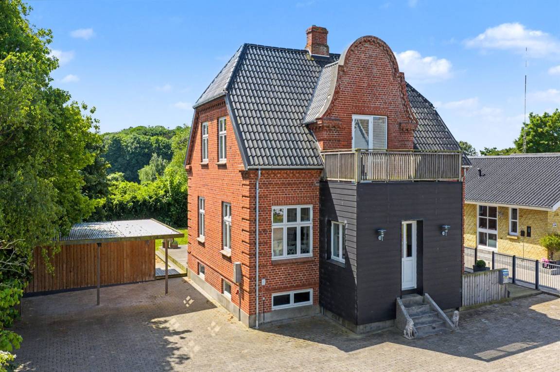 152 m&sup2; Ferienhaus 6 Schlafzimmer 14 G&auml;ste
