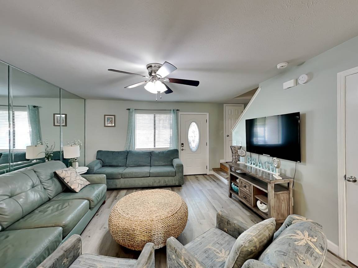 117 M² Condo ∙ 3 Bedrooms ∙ 7 Guests - Panama City Beach, FL