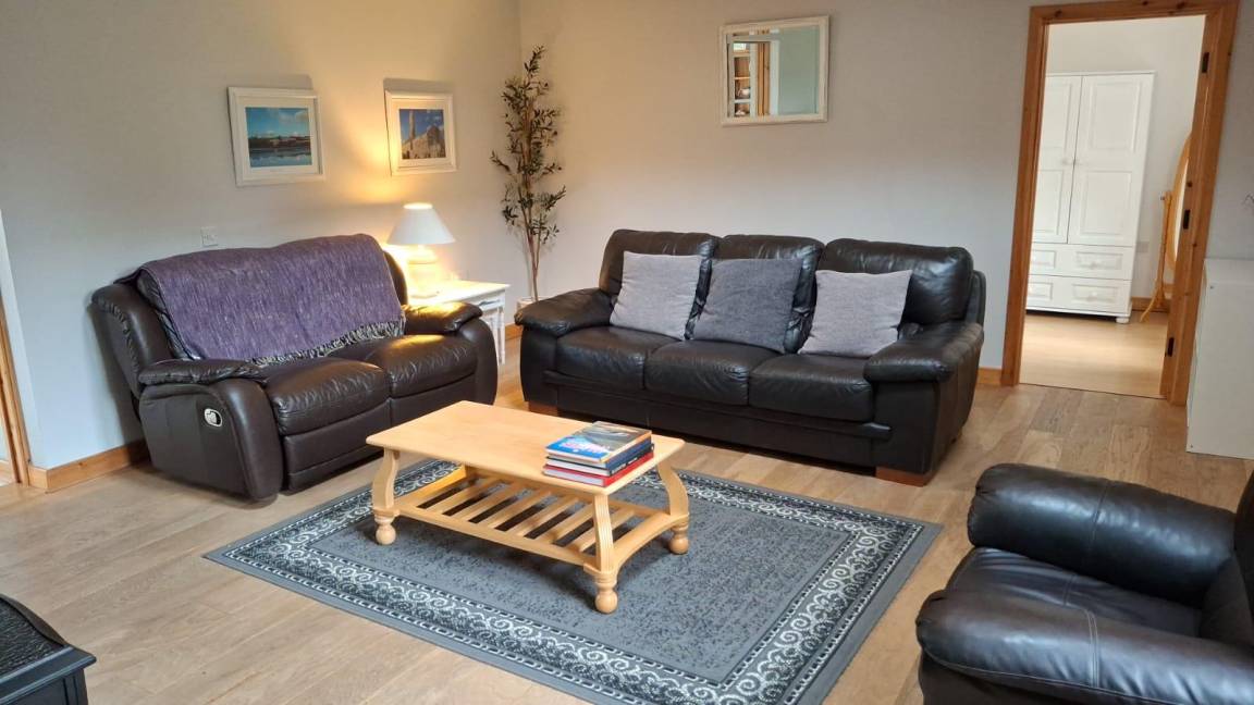 75 M² House ∙ 3 Bedrooms ∙ 6 Guests - County Kerry