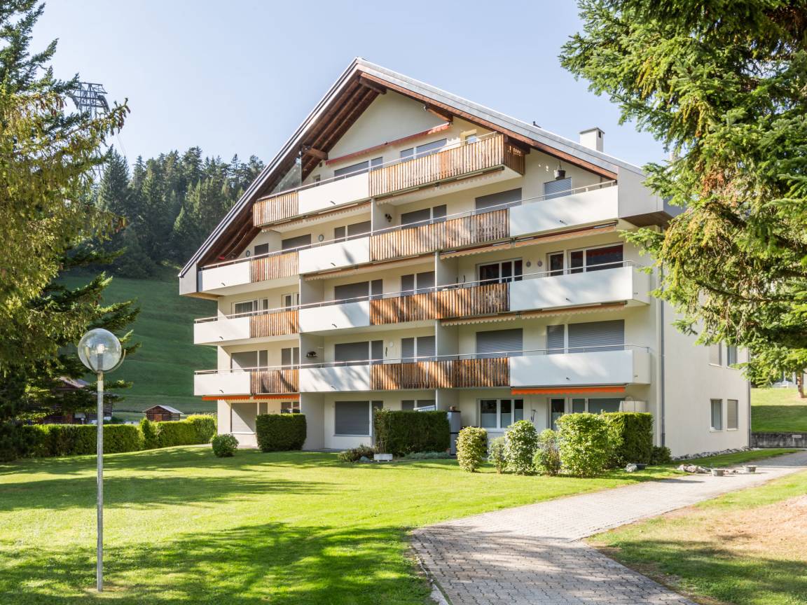 94 M² Apartamento ∙ 3 Habitaciones ∙ 7 Huéspedes - Laax