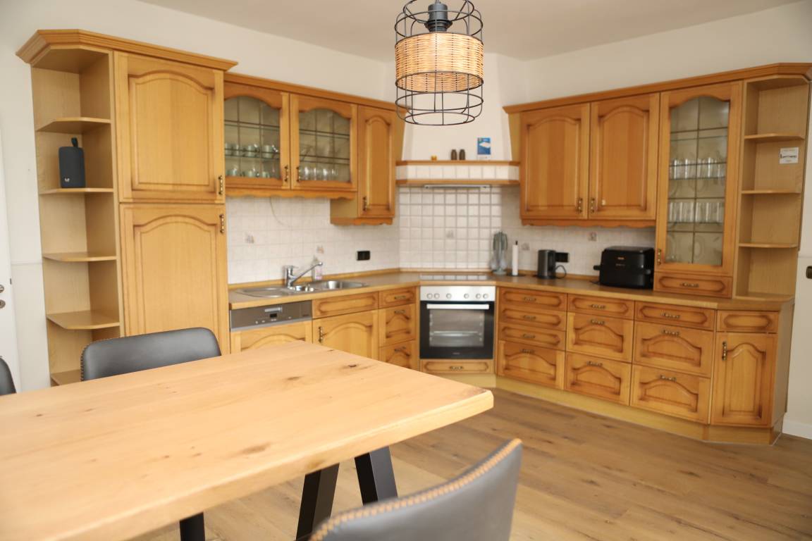300 m² Ferienhaus ∙ 7 Schlafzimmer ∙ 20 Gäste – Bild 13