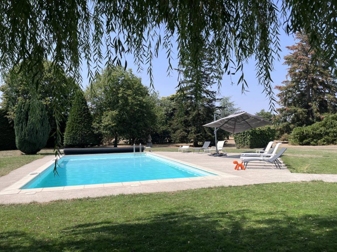 166 M² Mökki ∙ 3 Makuuhuonetta ∙ 8 Vierasta - Saint-Pourçain-sur-Sioule