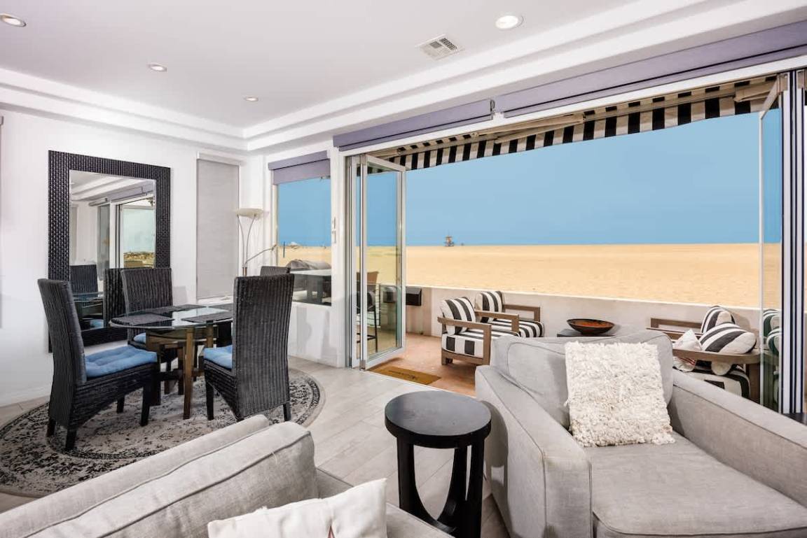 102 M² House ∙ 2 Bedrooms ∙ 4 Guests - Laguna Beach, CA