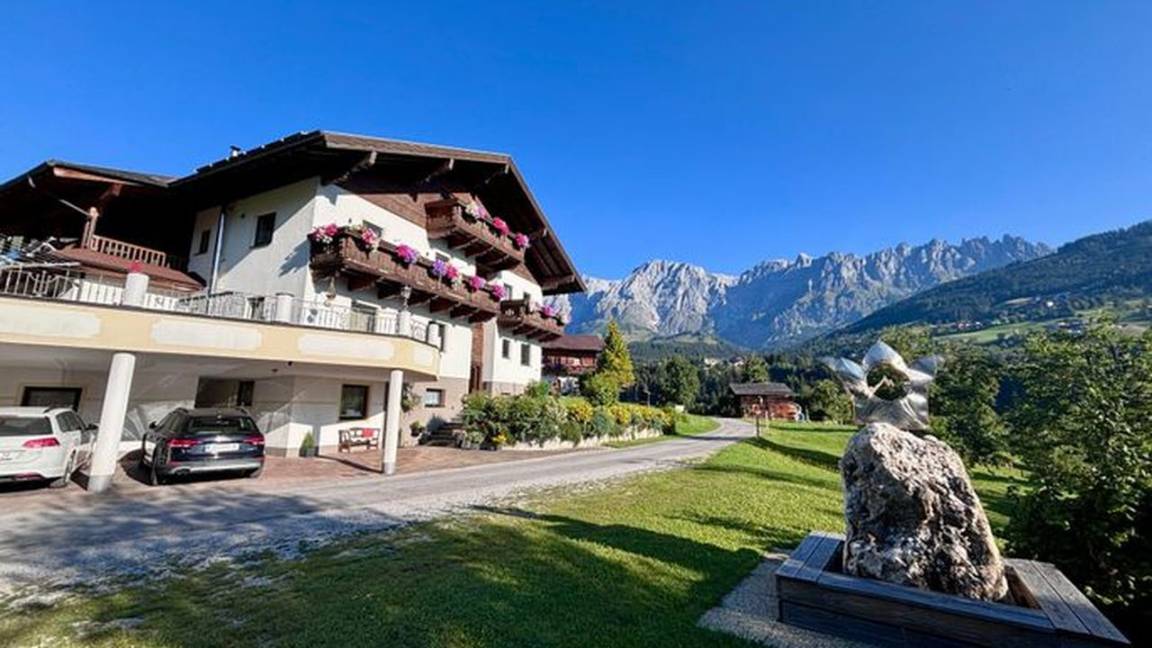 35 M² Ferienwohnung ∙ 1 Schlafzimmer ∙ 2 Gäste - Goldegg