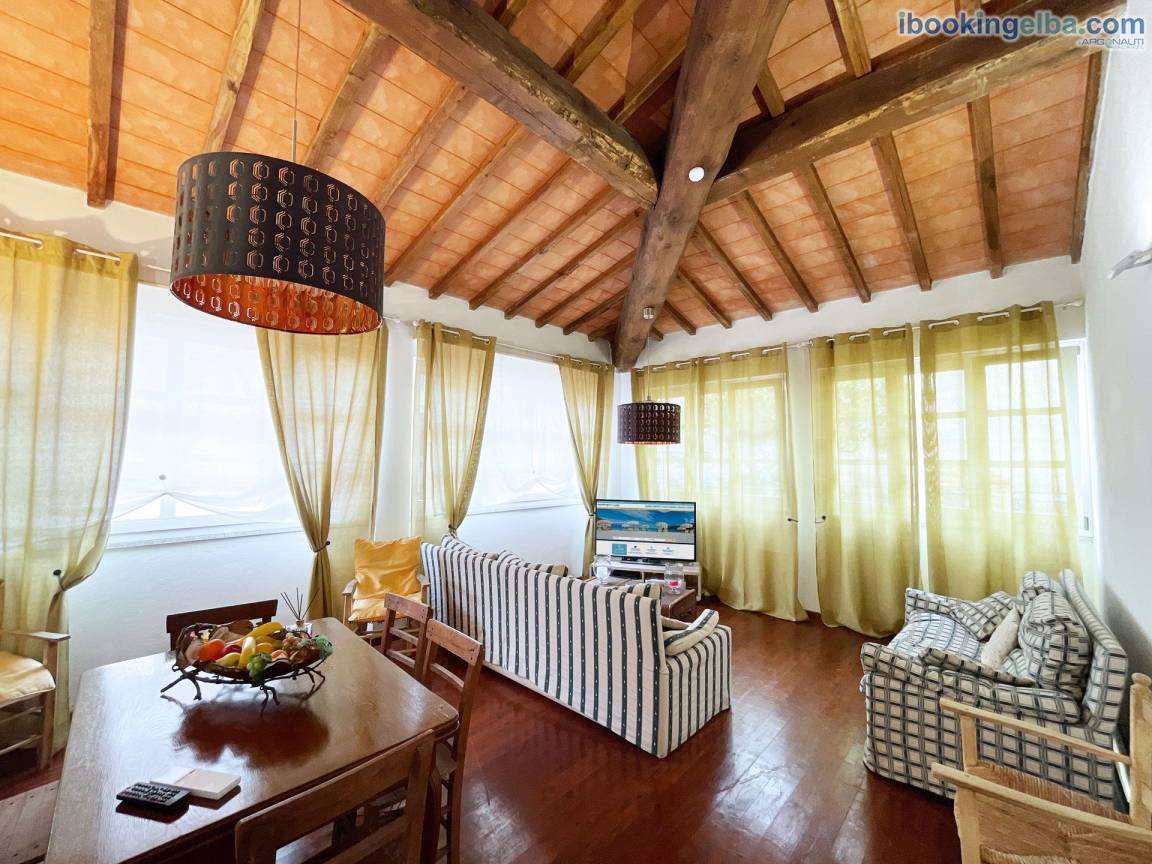 88 M² Ferienwohnung ∙ 2 Schlafzimmer ∙ 4 Gäste - Porto Azzurro