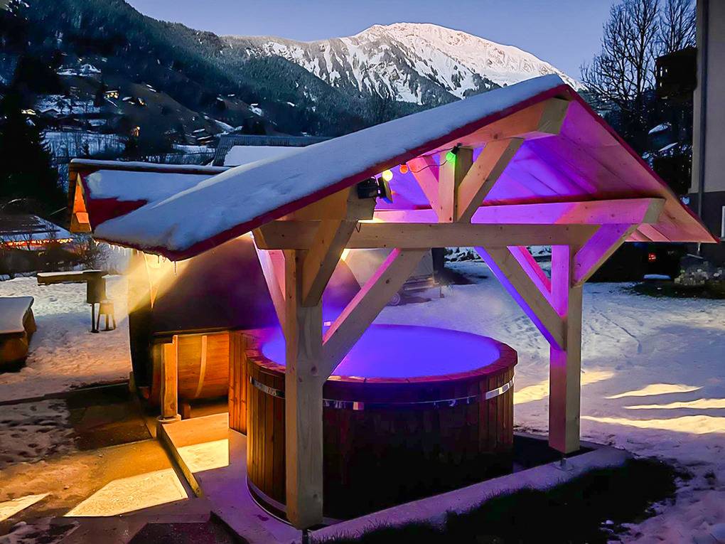 400 m² Ferienhaus ∙ 8 Schlafzimmer ∙ 15 Gäste – Bild 38