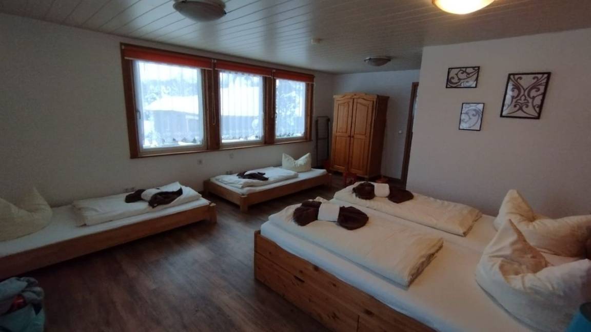 50 M² Ferienhaus ∙ 1 Schlafzimmer ∙ 4 Gäste - Harzgerode
