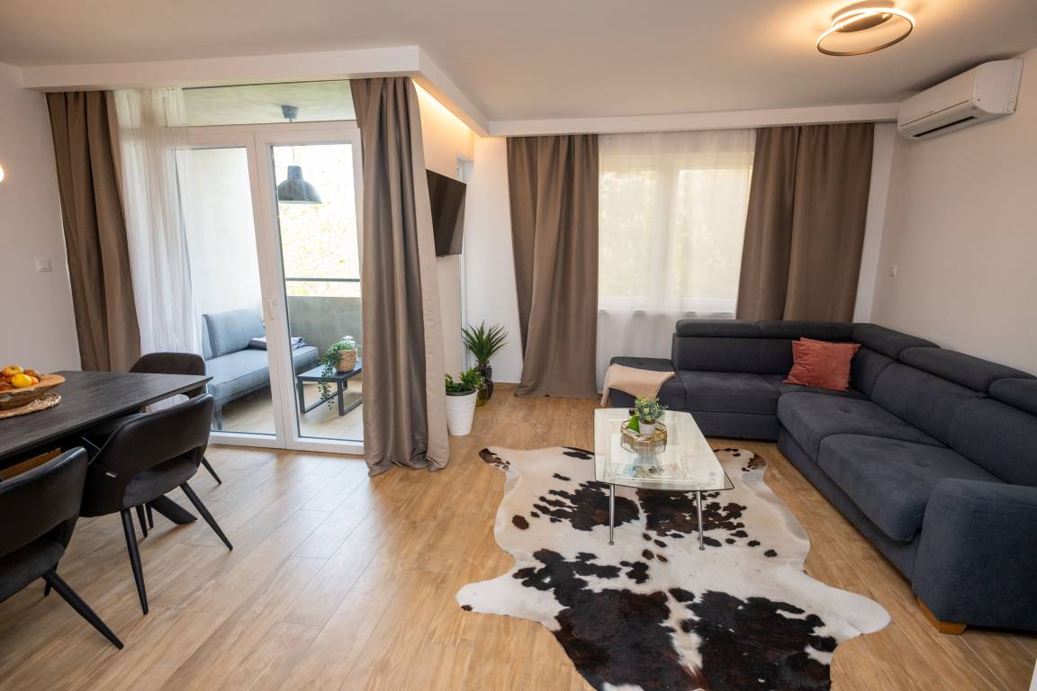 80 M² Apartamento ∙ 2 Habitaciones ∙ 6 Huéspedes - Pula